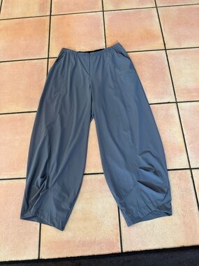 Porto Gray Elastic Waist with Bottom Detail